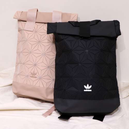 日本空運Adidas Originals菱格背囊