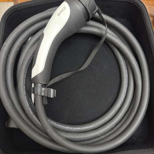 S3XY EV 32A 3相中速充電線