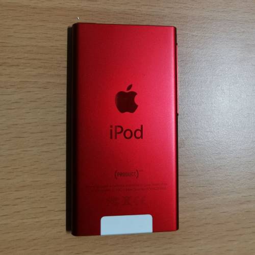 如圖～iPod 16GB播放器～有藍牙和收音機功能（接近全新）