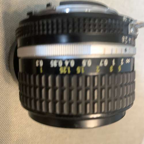 Nikon AIS 24mm f/2.8 lend