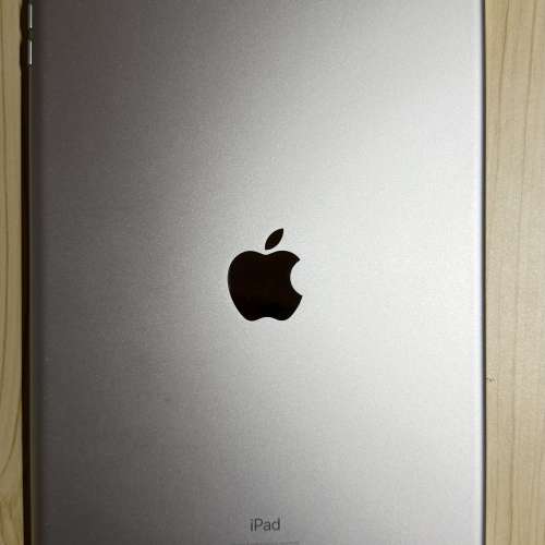 Apple iPad（第九代）64GB Wi-Fi 銀色