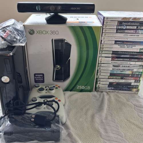 XBOX360S 250GB (box set)+ KINECT + 25+GAMES