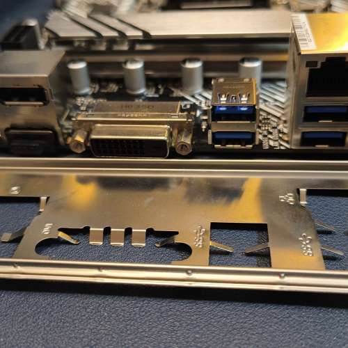 PRIME B460M-A  Micro ATX主版 ((正版Window10Home)) Socket 1200 支援 第10代 處理器