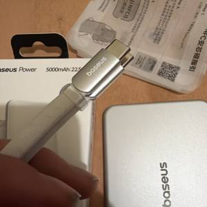 倍思卡片磁吸air移動電源