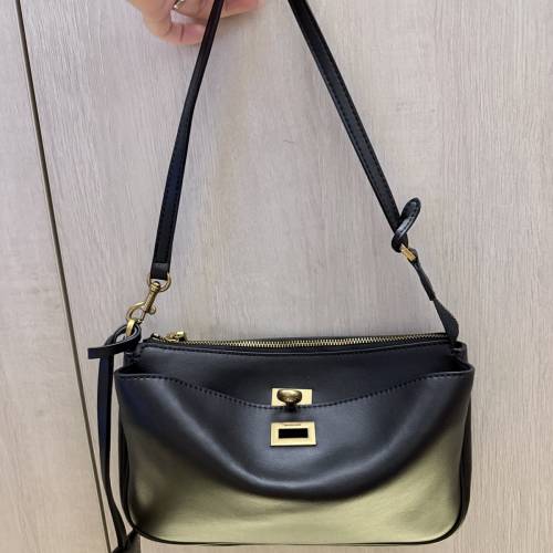 Balencigag Roedo sling pochette in black