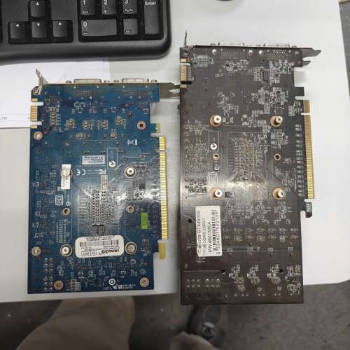 GTX 560ti / GTX 460 SE 1GB DDR5