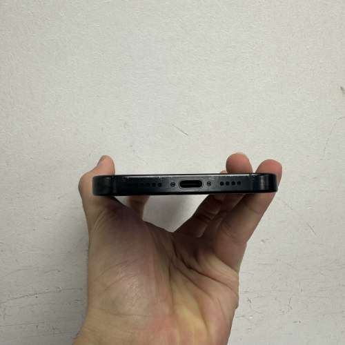 💗全港最平16 pro max ,香港行貨 1TB 黑色 Black  實物圖，機身有花 16 pro max 1TB...