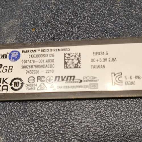 Kingston KC3000 512GB PCIe 4.0 NVMe M.2