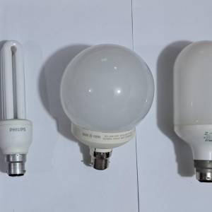 慳電膽 釘頭 B22 3個