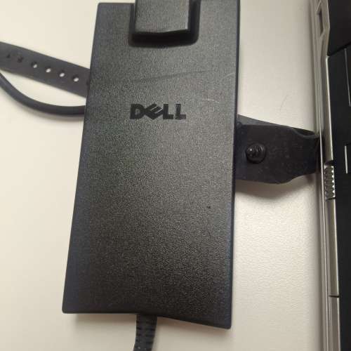 Dell LATITUDE
