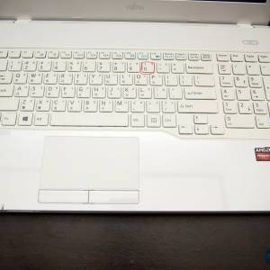 FUJITSU Ah555 特平手提電腦