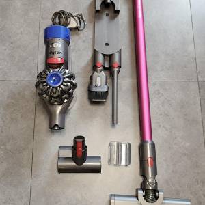 Dyson V8 無線吸塵機一套 (新換電池)