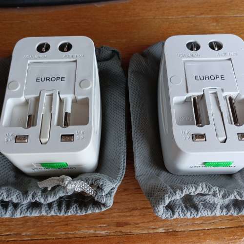 電源插頭轉換器