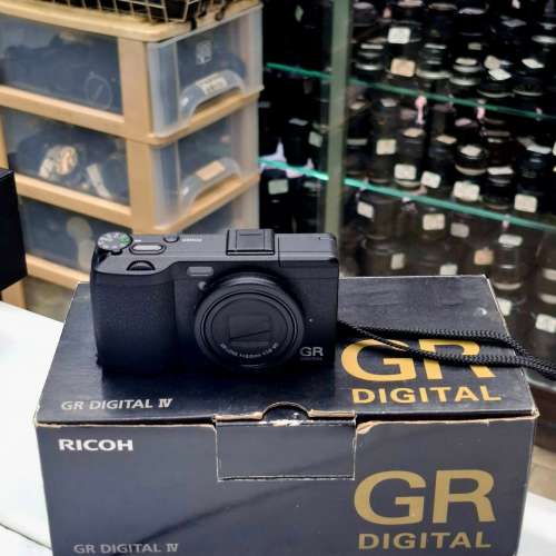 RICOH GR DIGITAL IV CCD 95% NEW