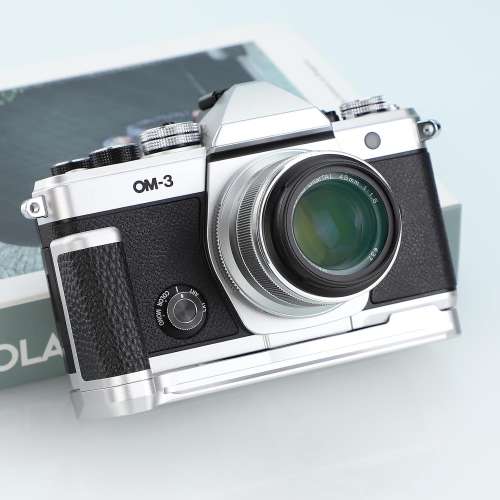Haoge HG-OM3-S Camera Bracket Holder Hand Grip For OM System OM-3 (快拆手柄)