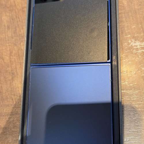 Samsung Z Flip 7 藍色 5G 12+256GB 香港行貨 全新一樣 全套有盒