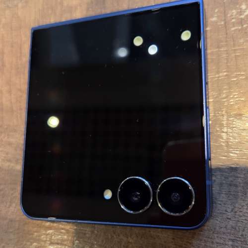 Samsung Z Flip 7 藍色 5G 12+256GB 香港行貨 全新一樣 全套有盒