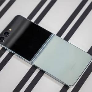 Samsung 三星 Galaxy Flip6 5G (12+256GB)