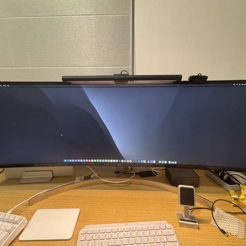 新淨 49 inch 4k ultrawide LG monitor (+500送ergotron mon arm)