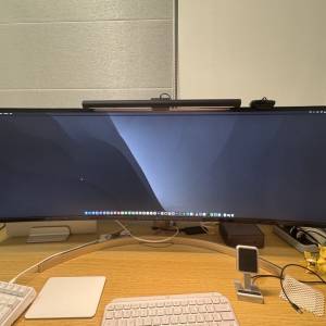 新淨 49 inch 4k ultrawide LG monitor (+500送ergotron mon arm)
