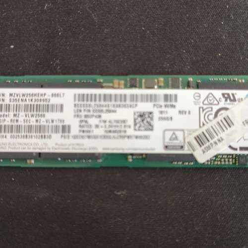 Samsung 三星 PM961 M.2 PCIe SSD 256GB (MZVLW256HEHP)