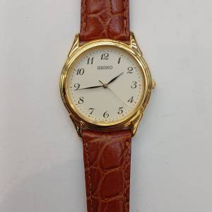罕有全新 Vintage Seiko Ultra-Slim Quartz Watch w/Leather Strap