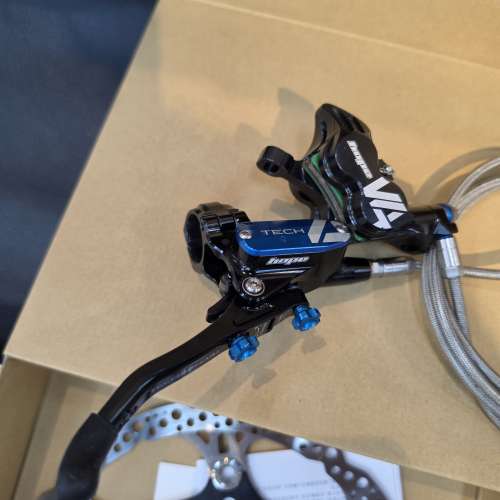 新淨 Hope Tech  V4 brake 碟刹油制前後一對  連220mm原裝碟