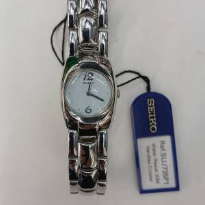 罕有Vintage Seiko Oval Tiffany Blue Dial Lady's Quartz Watch