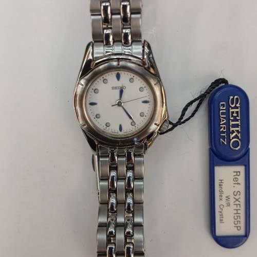 罕有全新Vintage Seiko V401-1740  Ultra-Slim Lady's Quartz Watch