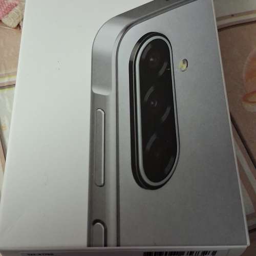 A17 ~ 灰色 128gb