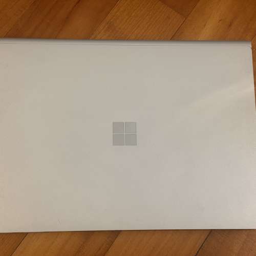(不議價)Surface book 2 15 i7 16GB RAM, 1060 1TB SSD