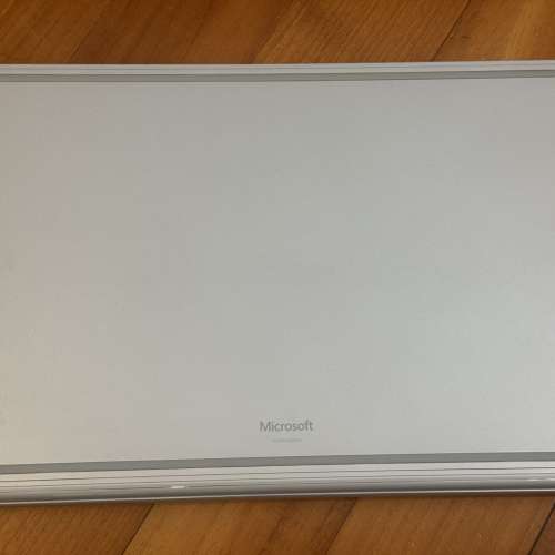 (不議價)Surface book 2 15 i7 16GB RAM, 1060 1TB SSD
