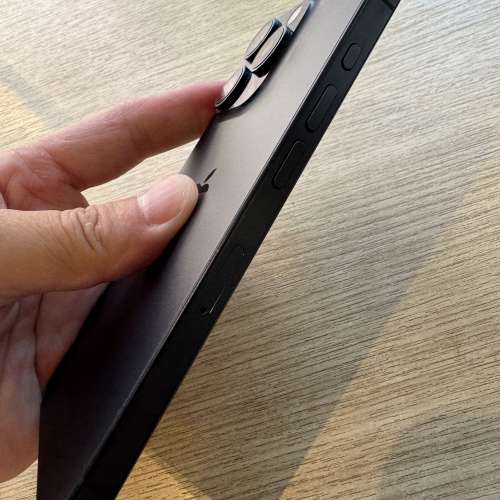 iPhone 15pro 128gb,港行雙卡極新藍色鈦金屬，電池健康度88、所有原裝，所有功能正常...