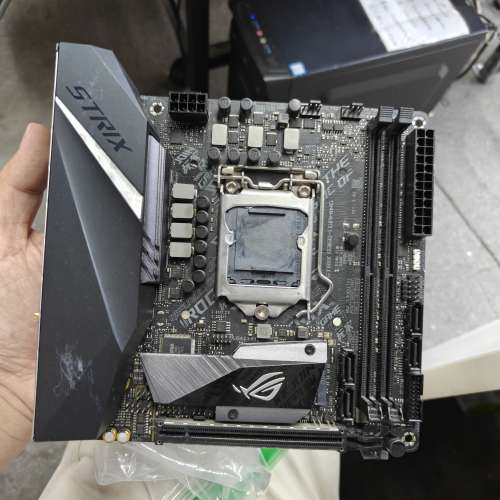 ASUS ROG STRIX B360-I GAMING
