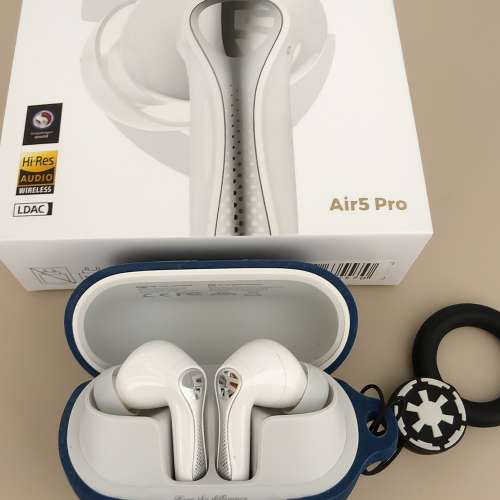 99% new SoundPEATS Air5 Pro 白色 真無線降噪耳機