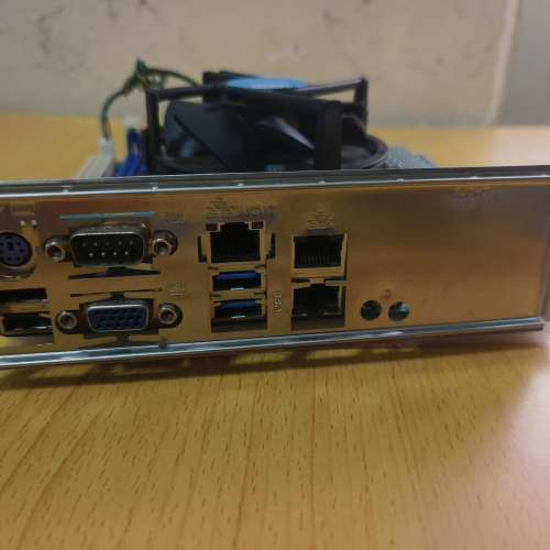 ASROCK E3C226D2I Intel C226 Socket 1150 Server MB + Core i3-4150 CPU +ASUS 底板