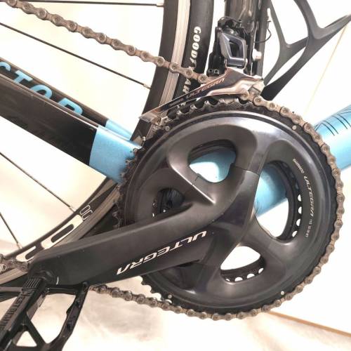 FACTOR O2 碳纖維公路車| SHIMANO ULTEGRA 22速全套變速套件 | FULCRUM 超輕鋁拎| ...