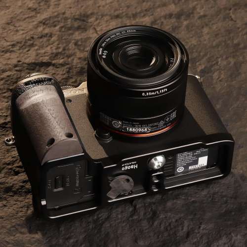 HAOGE HG-A7CII-B Wooden Side Handle For Sony a7cii A7CR Camera (快拆手柄)