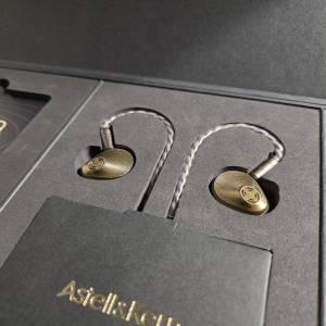 vision ears &times; ak AURA