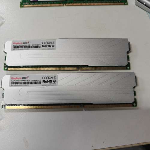 DDR 3  8GB x 2 共16G