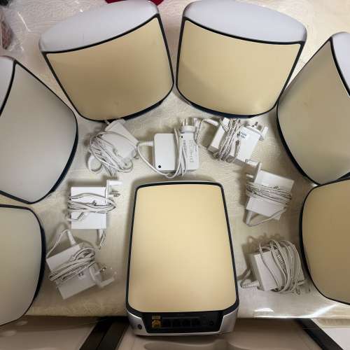 (7隻) Netgear Orbi AX6000 RBR850 三頻路由器Tri-Band Mesh System 1x RBR850 + 6...