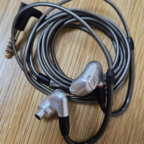 Sennheiser IE900