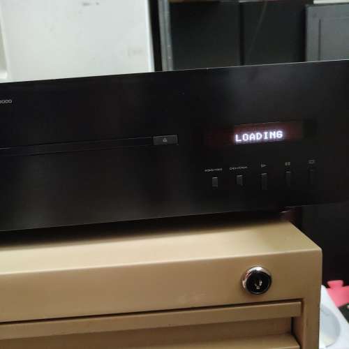 YAMAHA S-2000 CD機.（讀碟不正常）