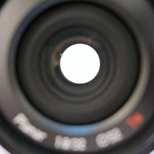 9成以上新 ZEISS 32mm F1.8 FUJI X Mount 全新一手購入 ZEISS 原裝 遮光罩 鏡頭蓋及...