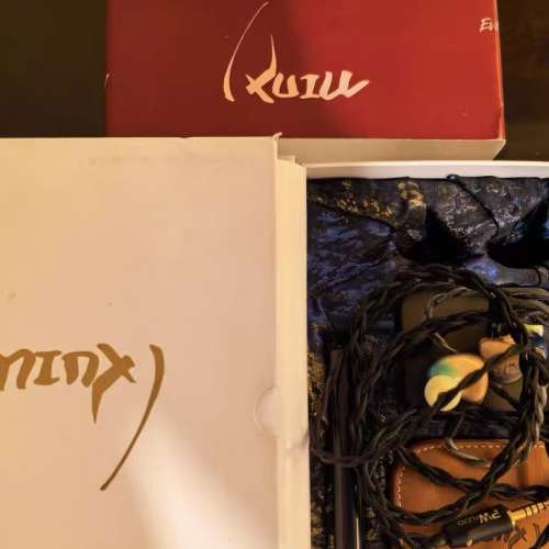 Quill Acoustics Satin