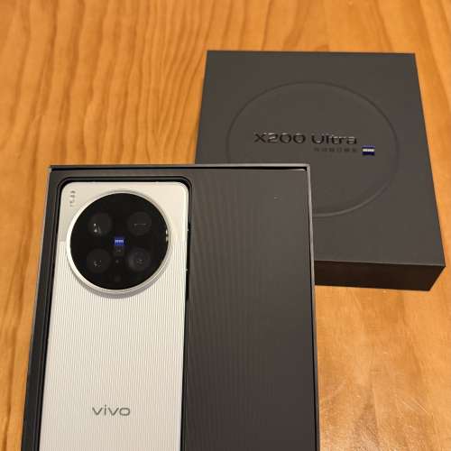 Vivo X200 Ultra 16GB+1TB +200mm 增距鏡