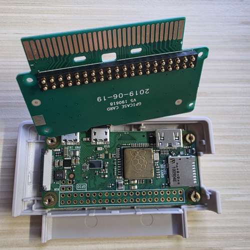 九成新GPi Case 樹莓派 with Raspberry Pi zero 2w