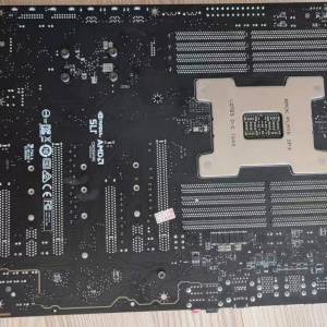 微星 X399 SLI PLUS 主機板 + AMD Threadripper 1900X 處理器