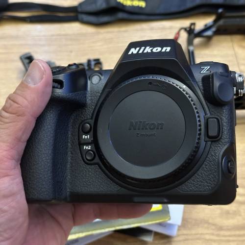 Nikon Z8 (可用Zf + $9000交換）