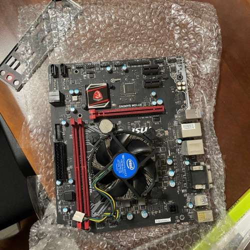 MSI H110M GAMING 主機板連 Intel i7 7700es (qkyn) CPU 及風扇